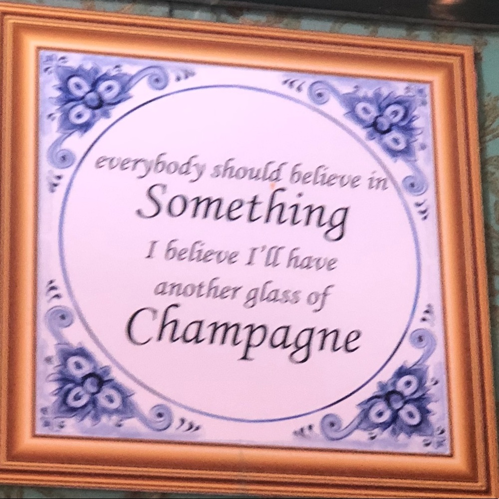 Meet your Posher, Julia